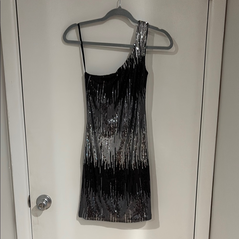 One-Shoulder Black and Silver Sequin Dress